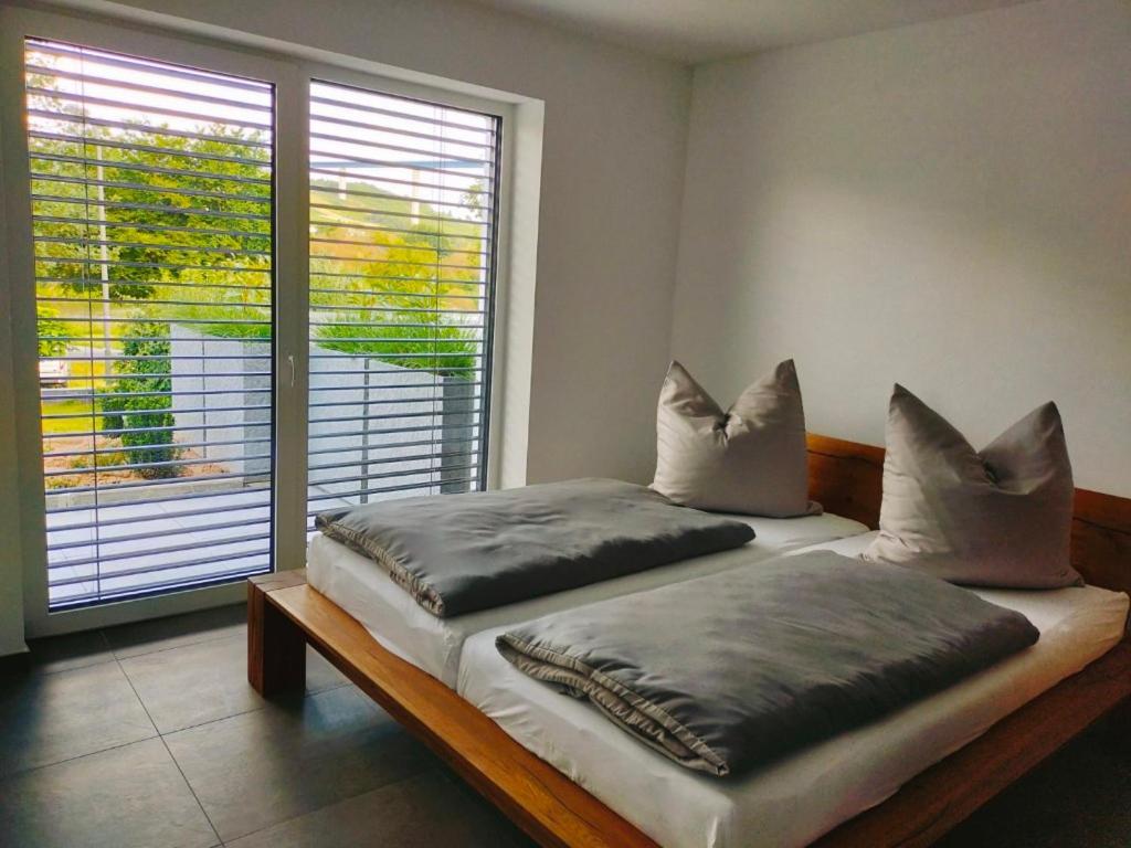 Moselufer Apartments Ürzig エクステリア 写真
