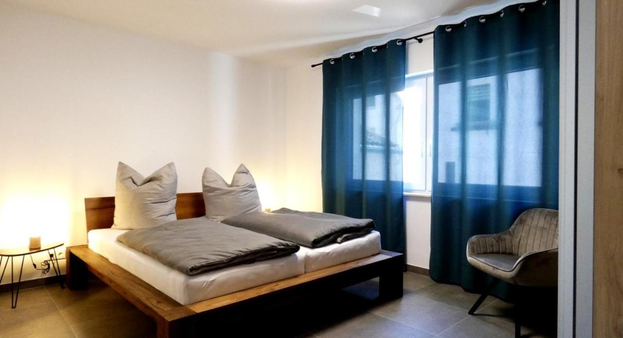 Moselufer Apartments Ürzig エクステリア 写真